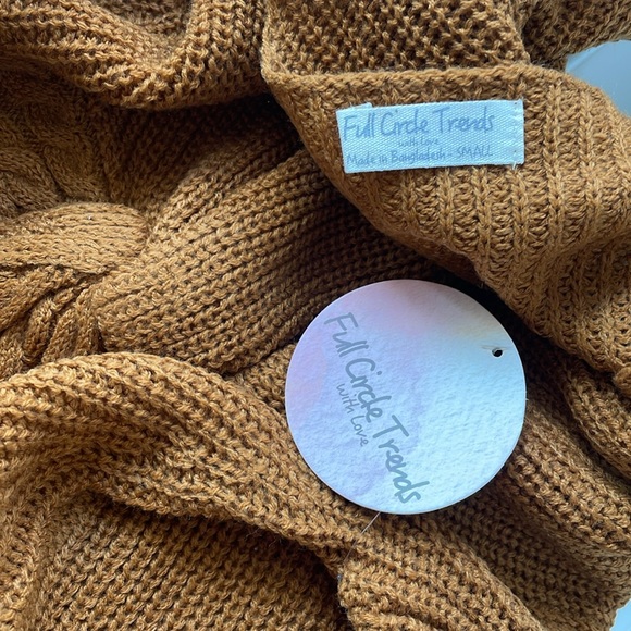 NWT cinnamon brown caramel gingerbread highlow knot front v neck cropped sweater - Picture 4 of 10